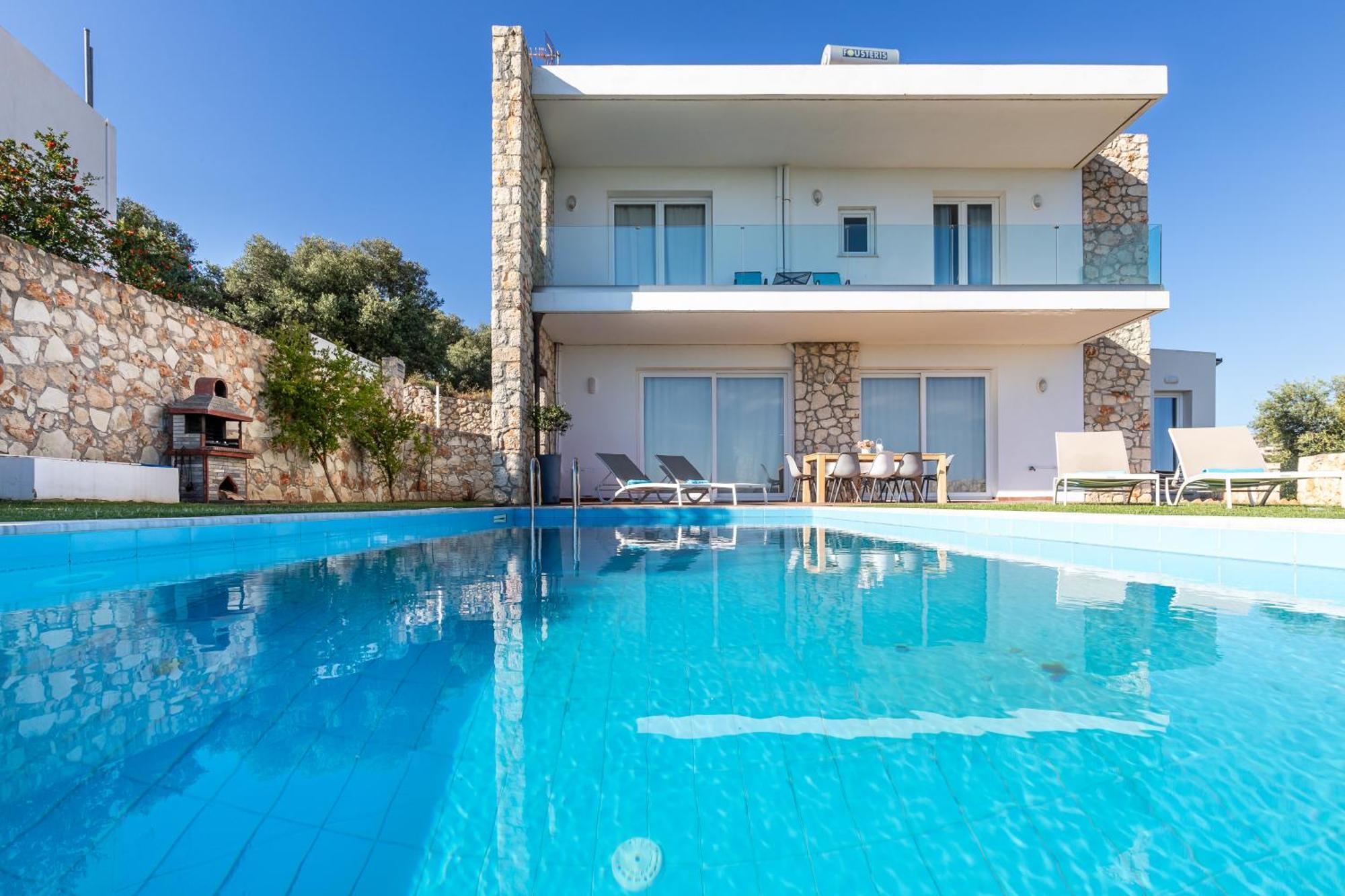 Villa Penelope Galatas  ภายนอก รูปภาพ
