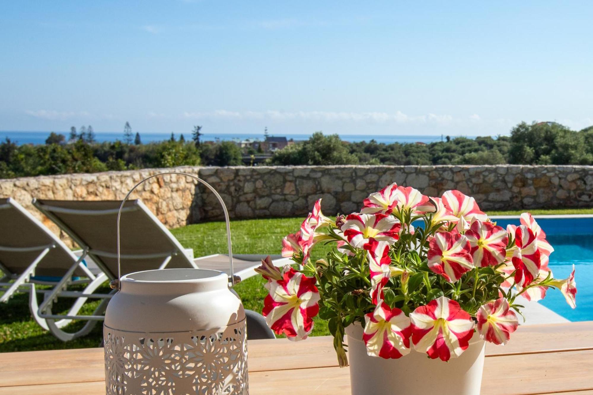 Villa Penelope Galatas  ภายนอก รูปภาพ