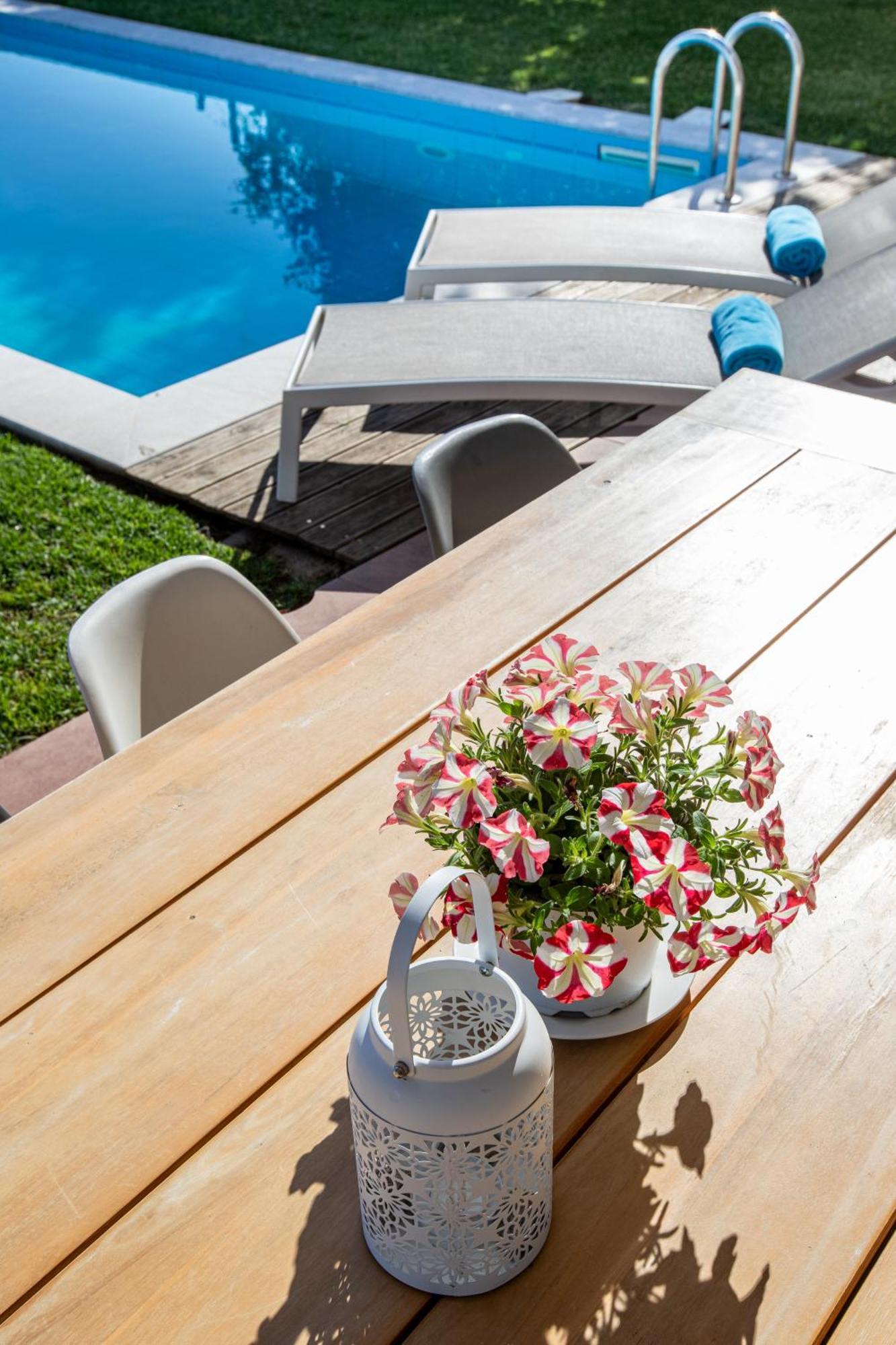 Villa Penelope Galatas  ภายนอก รูปภาพ